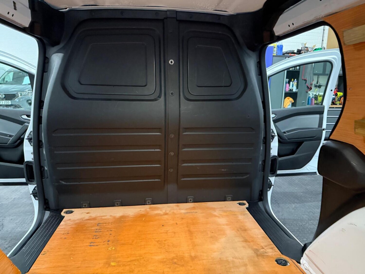 Used Renault Kangoo 2023 for sale - 78102332: Photo 69