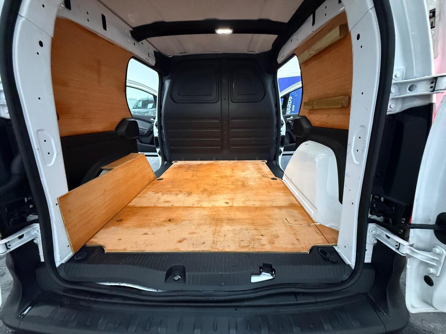 Used Renault Kangoo 2023 for sale - 78102332: Photo 71