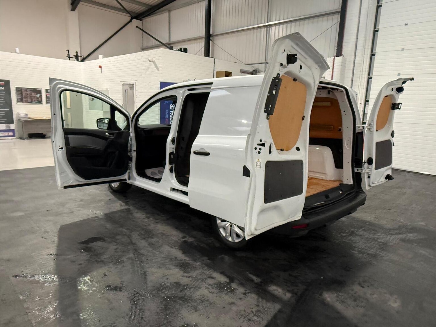 Used Renault Kangoo 2023 for sale - 78102332: Photo 74