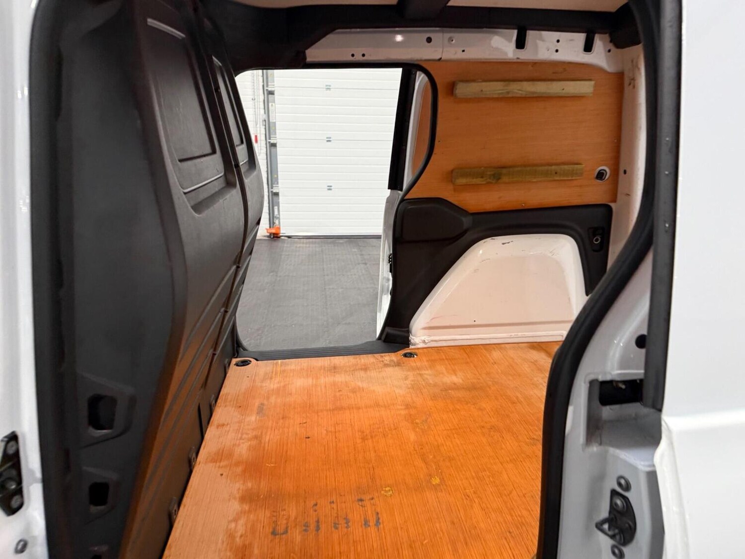 Used Renault Kangoo 2023 for sale - 78102332: Photo 79