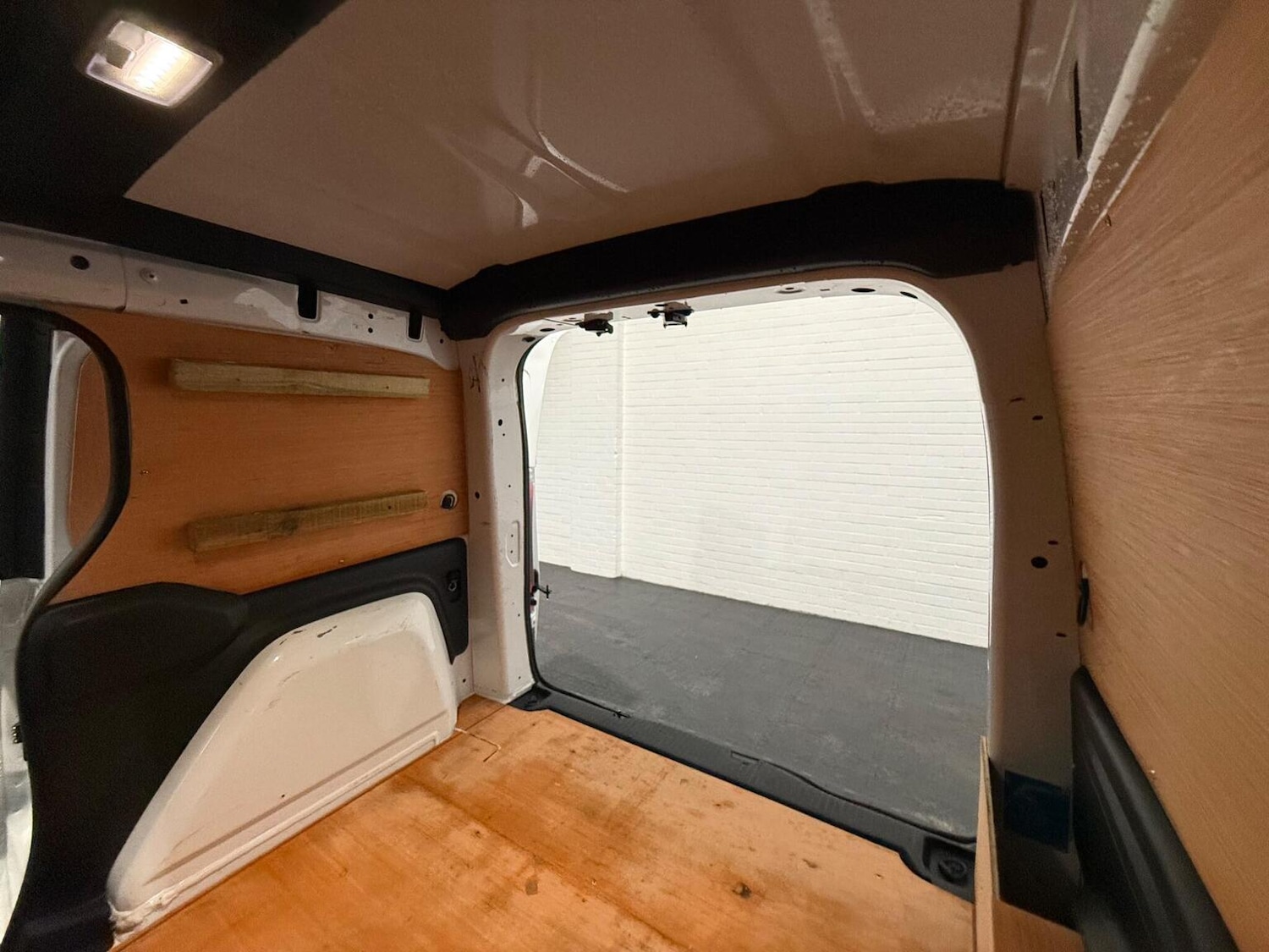 Used Renault Kangoo 2023 for sale - 78102332: Photo 83