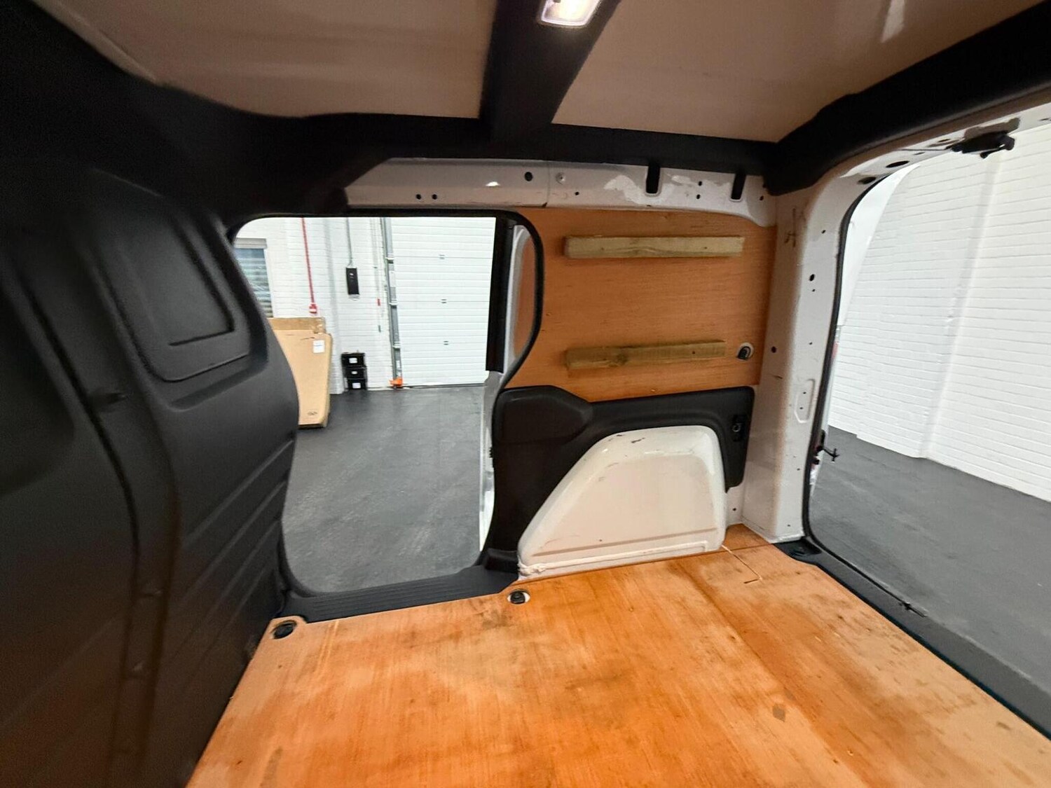 Used Renault Kangoo 2023 for sale - 78102332: Photo 84