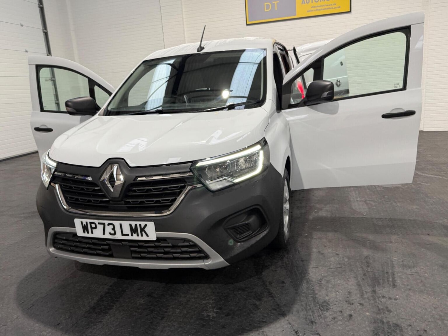 Used Renault Kangoo 2023 for sale - 78102332: Photo 94