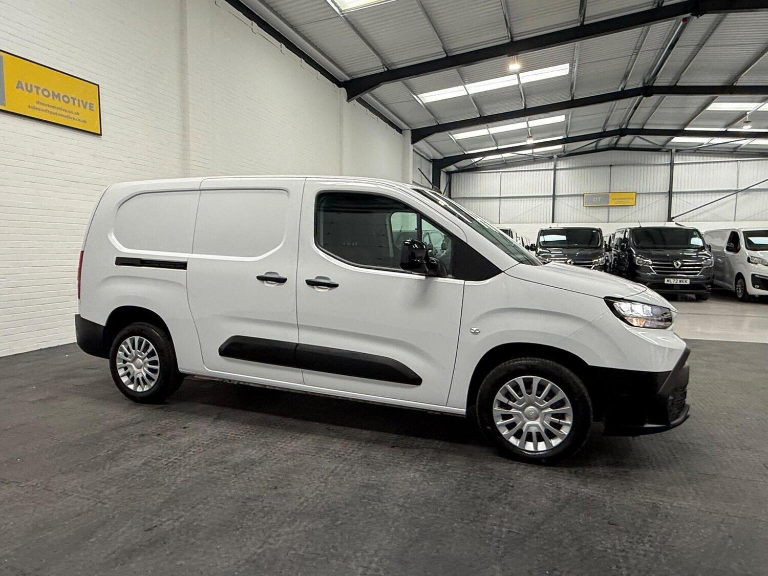 Used Toyota ProAce 2025 for sale - 78102329: Photo 13