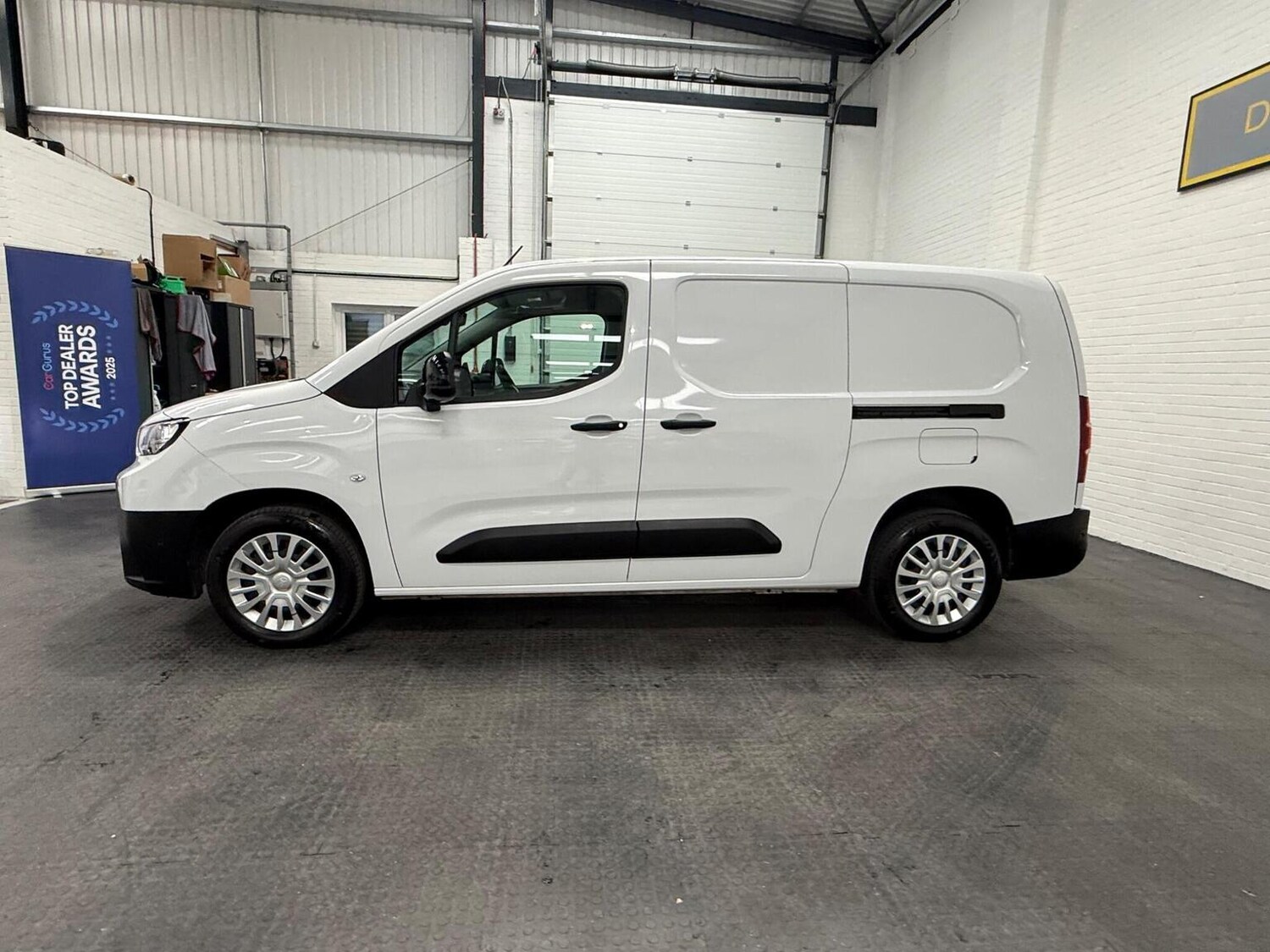 Used Toyota ProAce 2025 for sale - 78102329: Photo 33