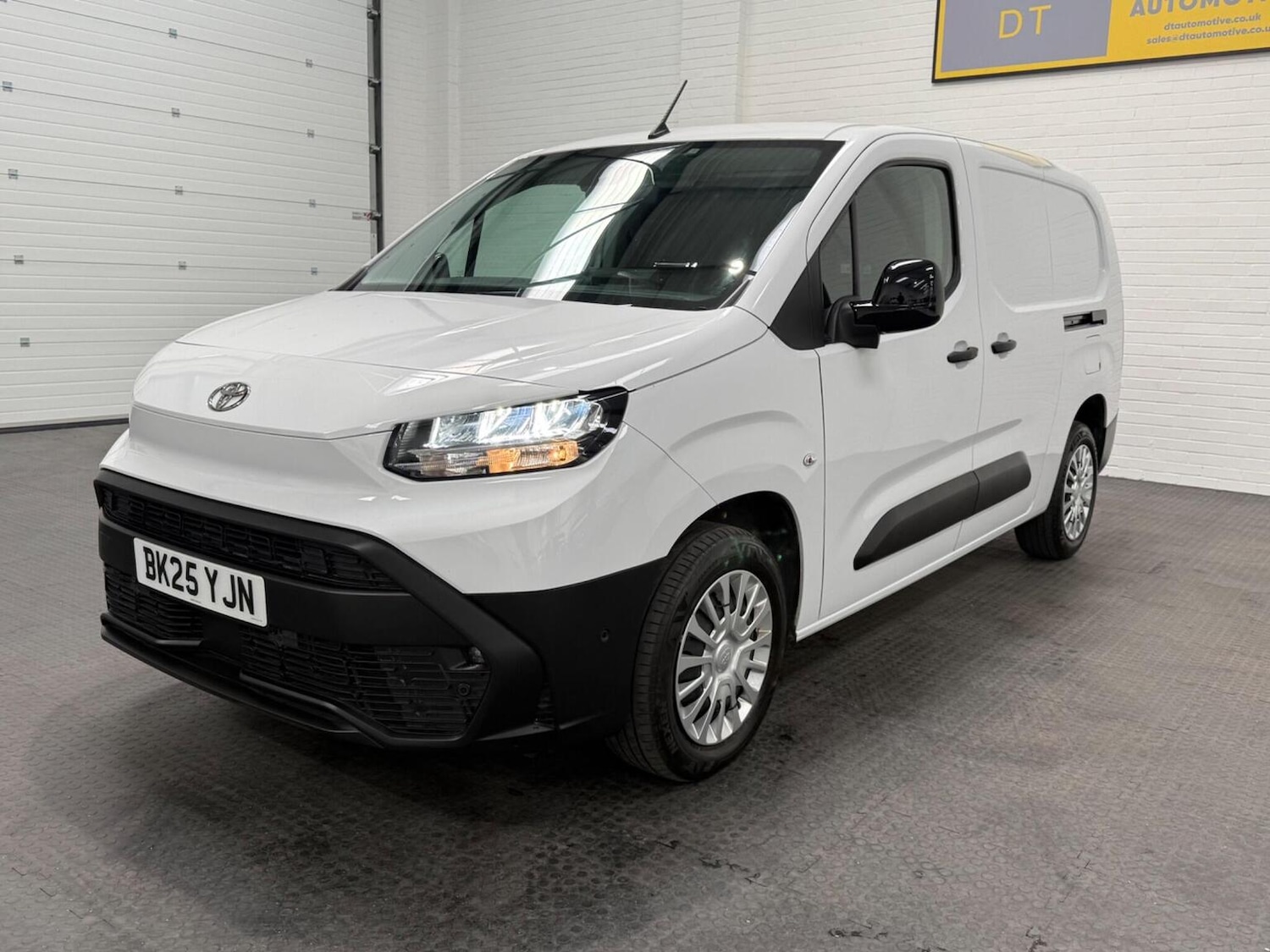 Used Toyota ProAce 2025 for sale - 78102329: Photo 34