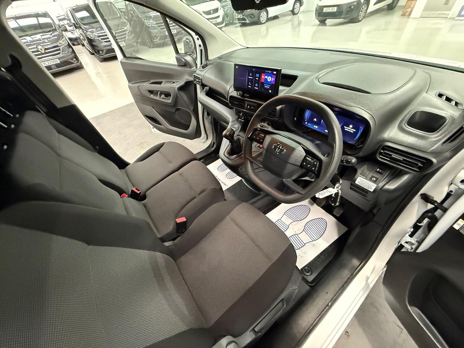 Used Toyota ProAce 2025 for sale - 78102329: Photo 55