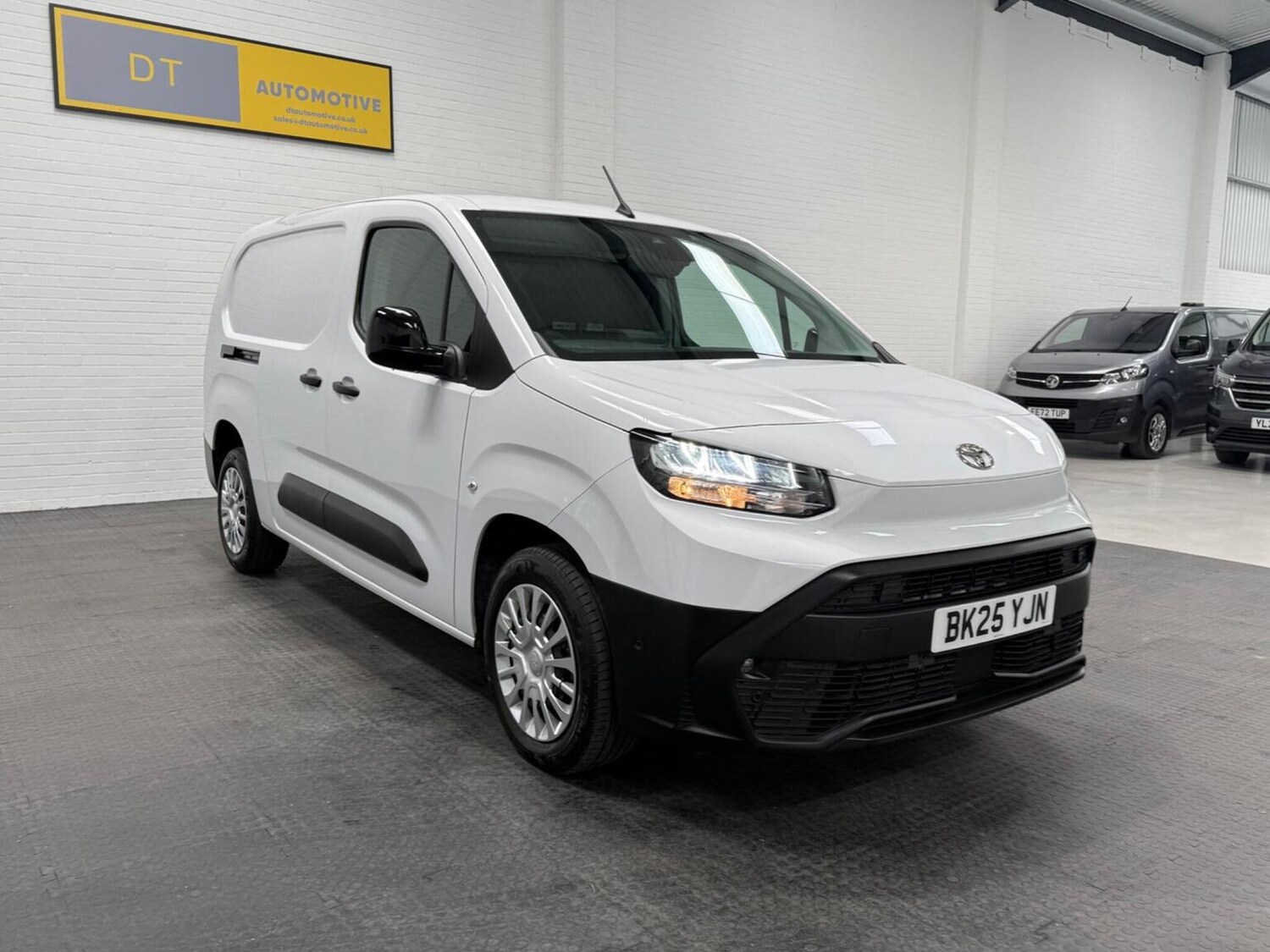 Used Toyota ProAce 2025 for sale - 78102329: Photo 9