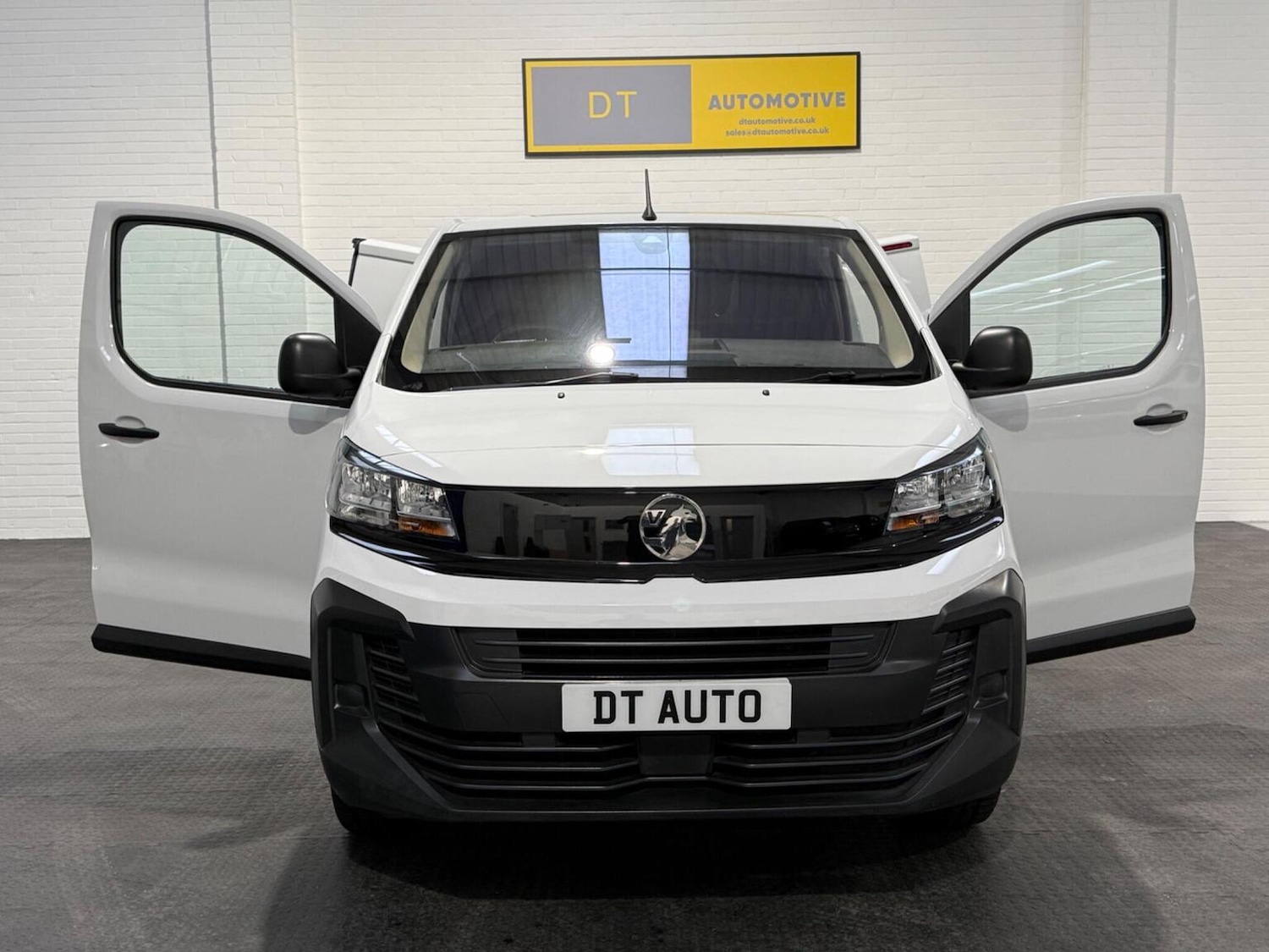 Used Vauxhall Vivaro 2024 for sale - 78102337: Photo 29