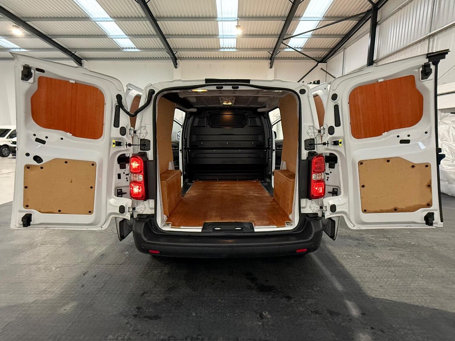 Used Vauxhall Vivaro 2024 for sale - 78102337: Photo 63