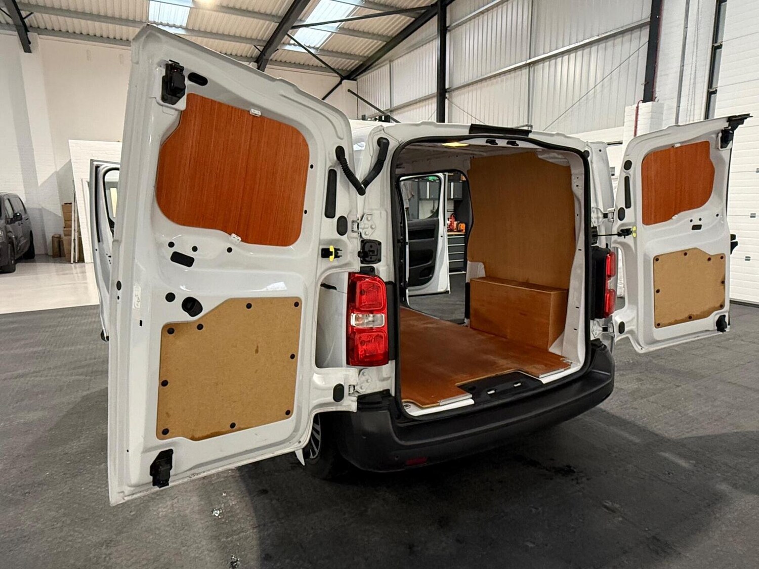 Used Vauxhall Vivaro 2024 for sale - 78102337: Photo 71