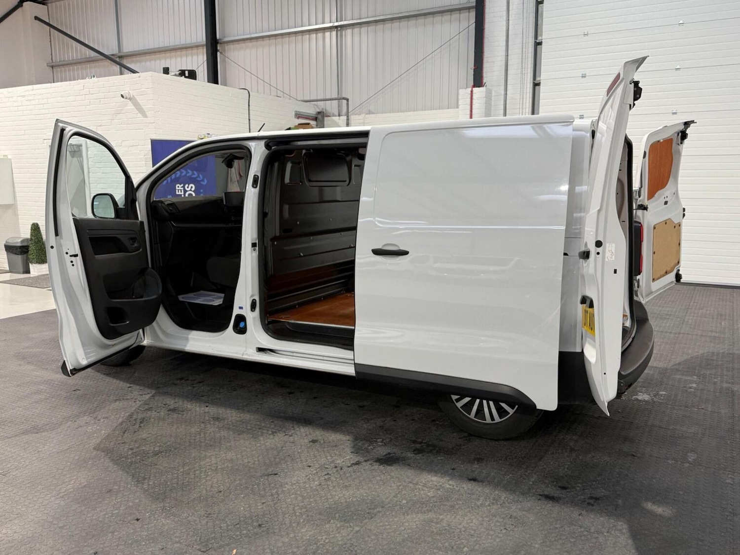 Used Vauxhall Vivaro 2024 for sale - 78102337: Photo 73