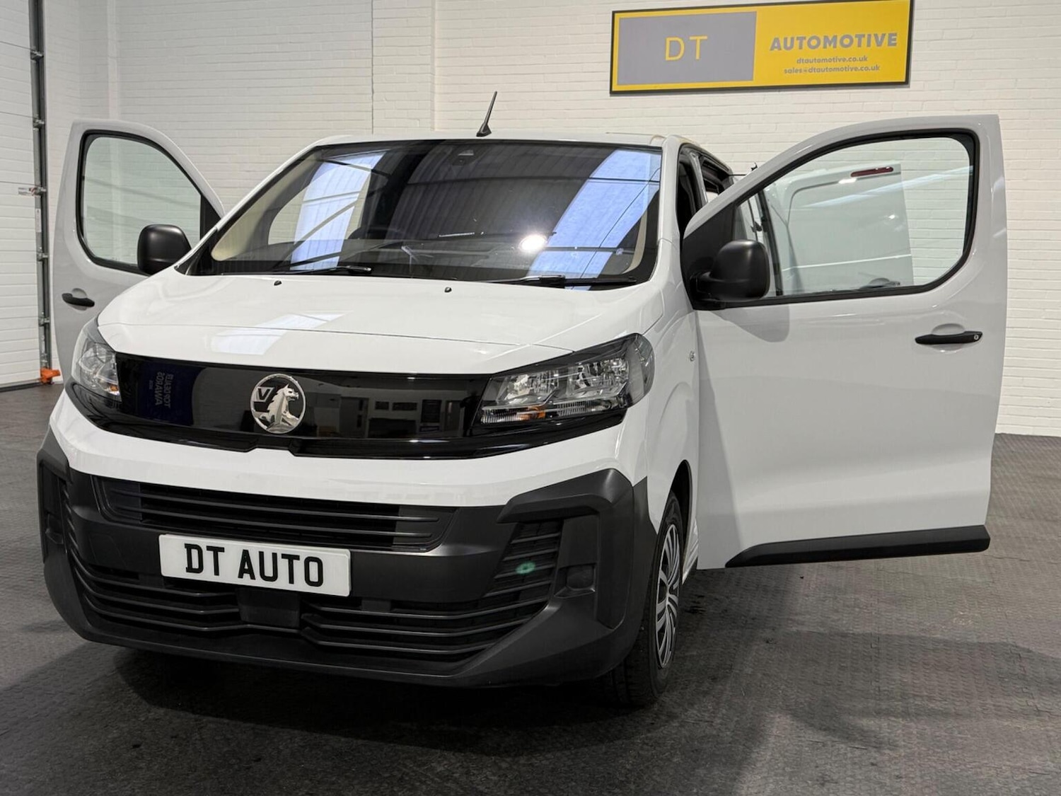 Used Vauxhall Vivaro 2024 for sale - 78102337: Photo 89