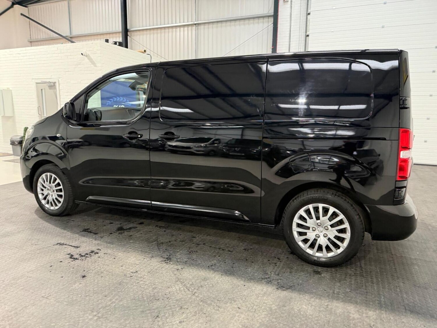 Used Vauxhall Vivaro 2024 for sale - 78102330: Photo 21