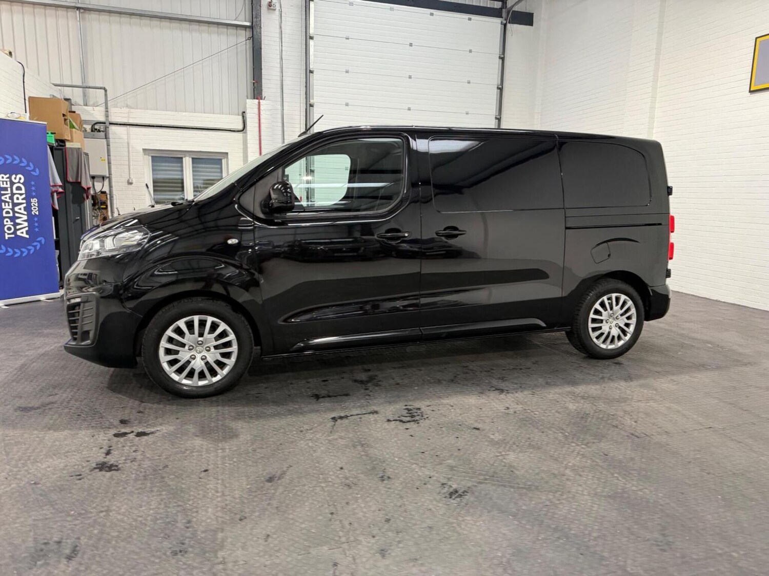 Used Vauxhall Vivaro 2024 for sale - 78102330: Photo 25