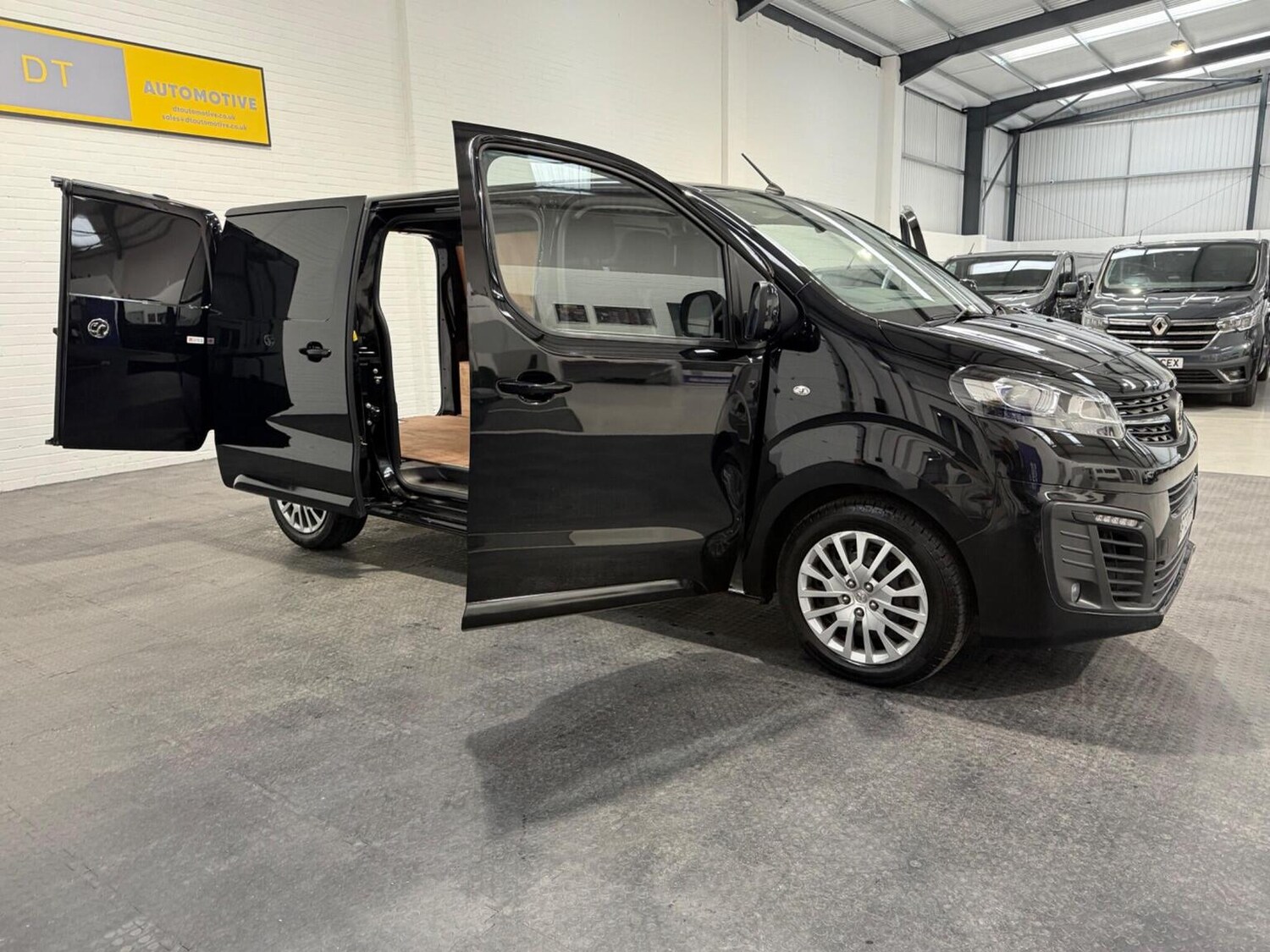 Used Vauxhall Vivaro 2024 for sale - 78102330: Photo 34