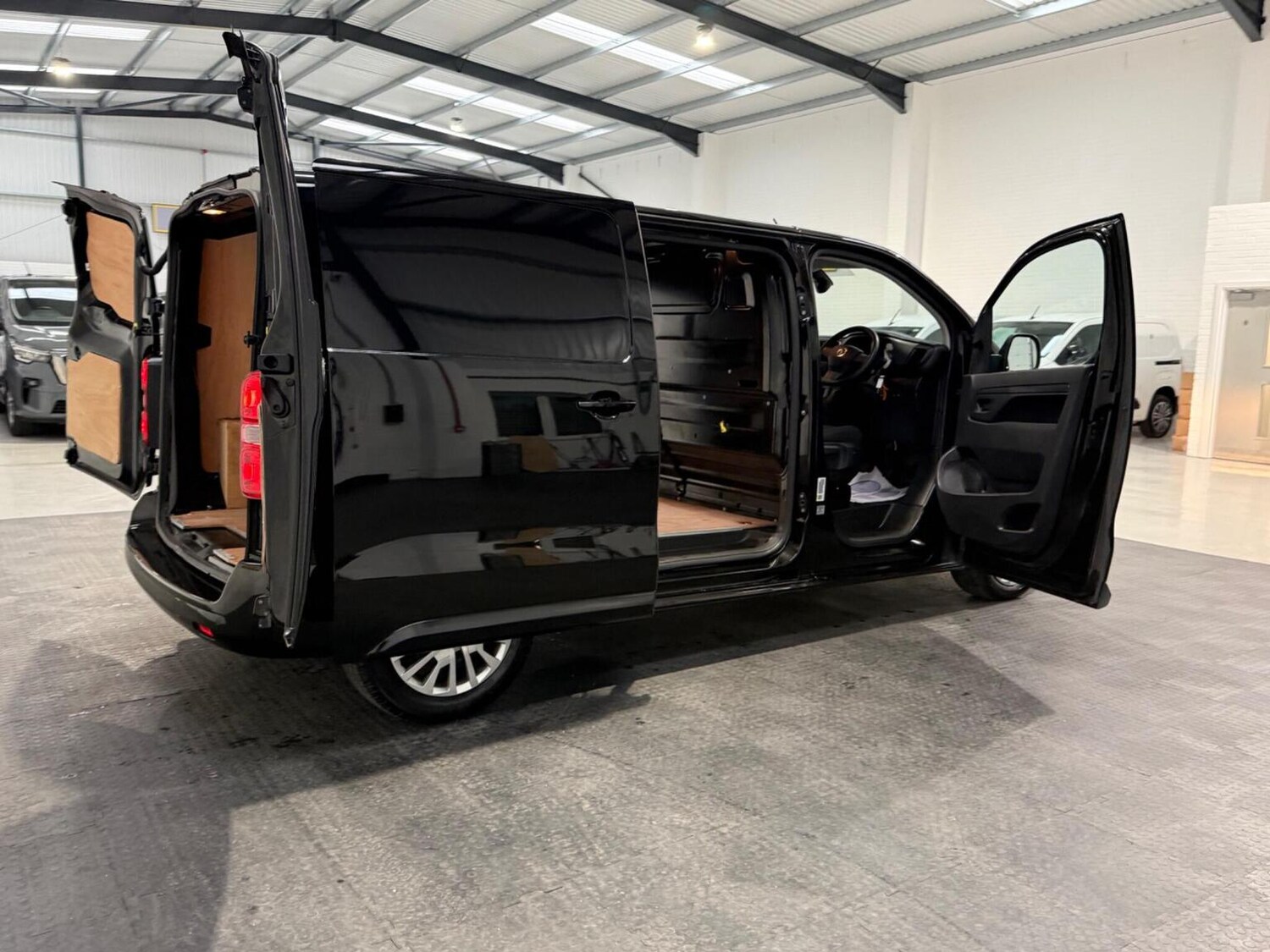 Used Vauxhall Vivaro 2024 for sale - 78102330: Photo 63