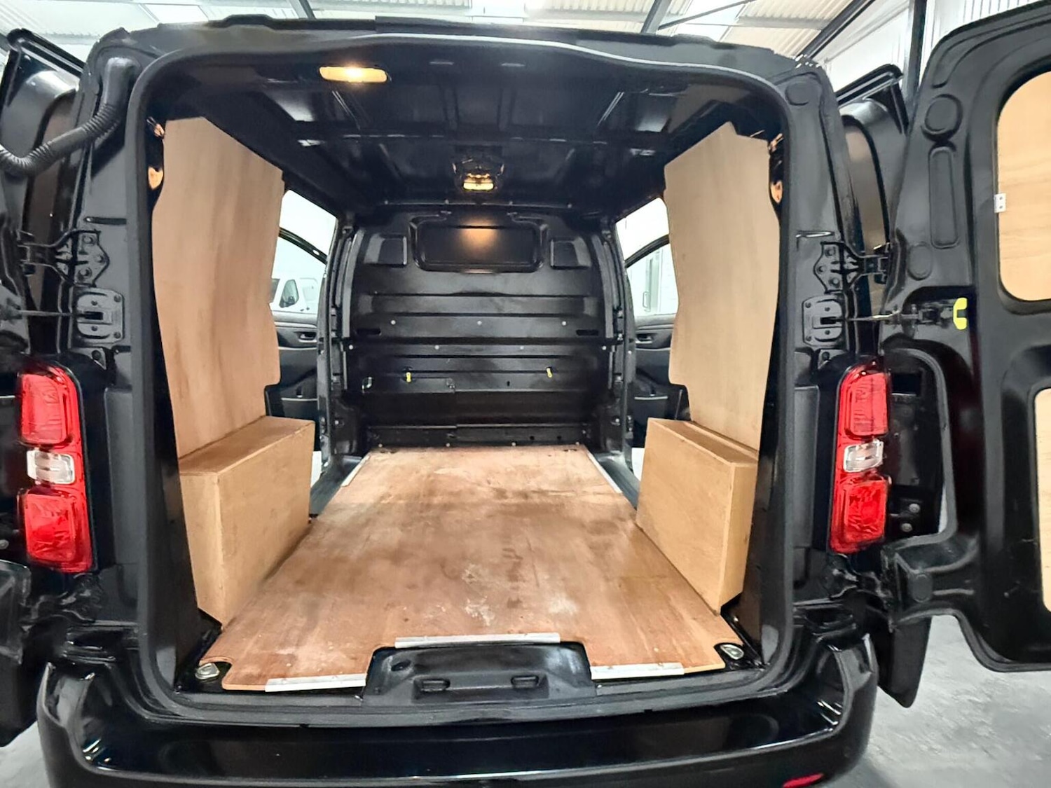 Used Vauxhall Vivaro 2024 for sale - 78102330: Photo 65