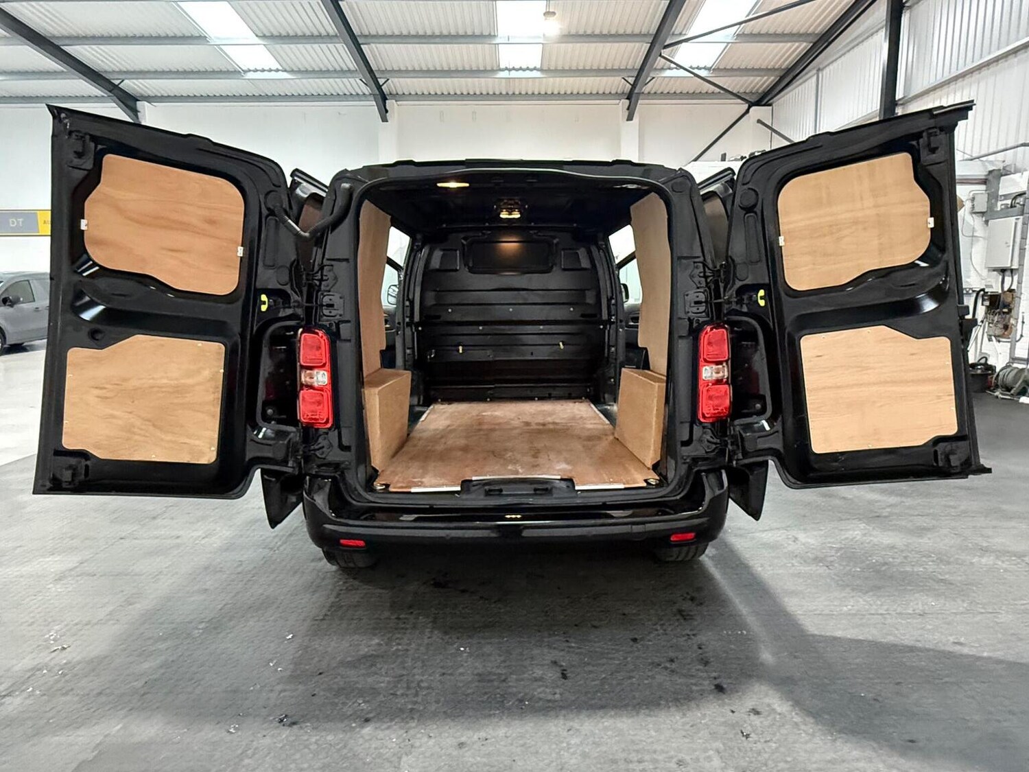 Used Vauxhall Vivaro 2024 for sale - 78102330: Photo 66