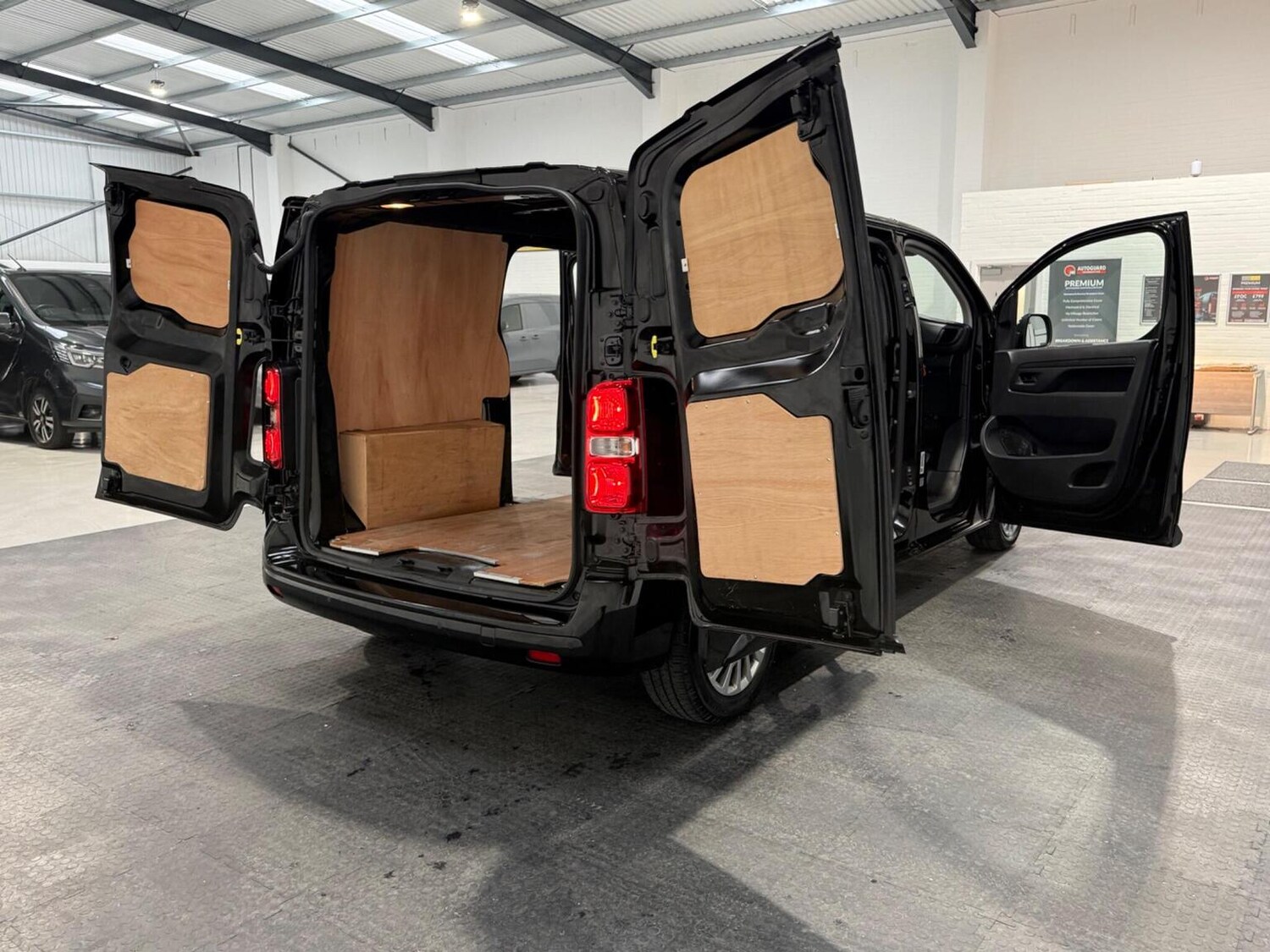 Used Vauxhall Vivaro 2024 for sale - 78102330: Photo 68