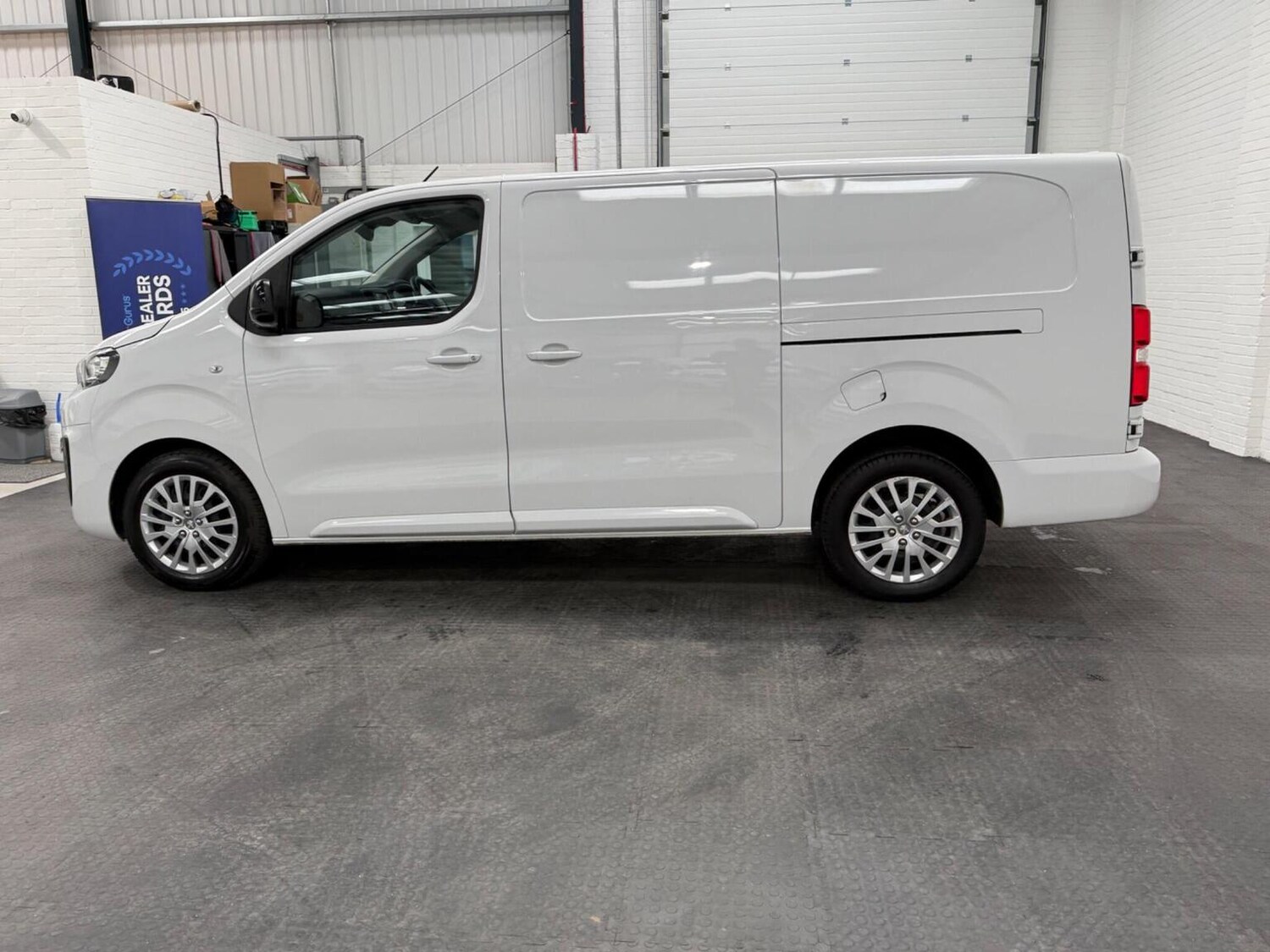 Used Peugeot Expert 2024 for sale - 78102323: Photo 25