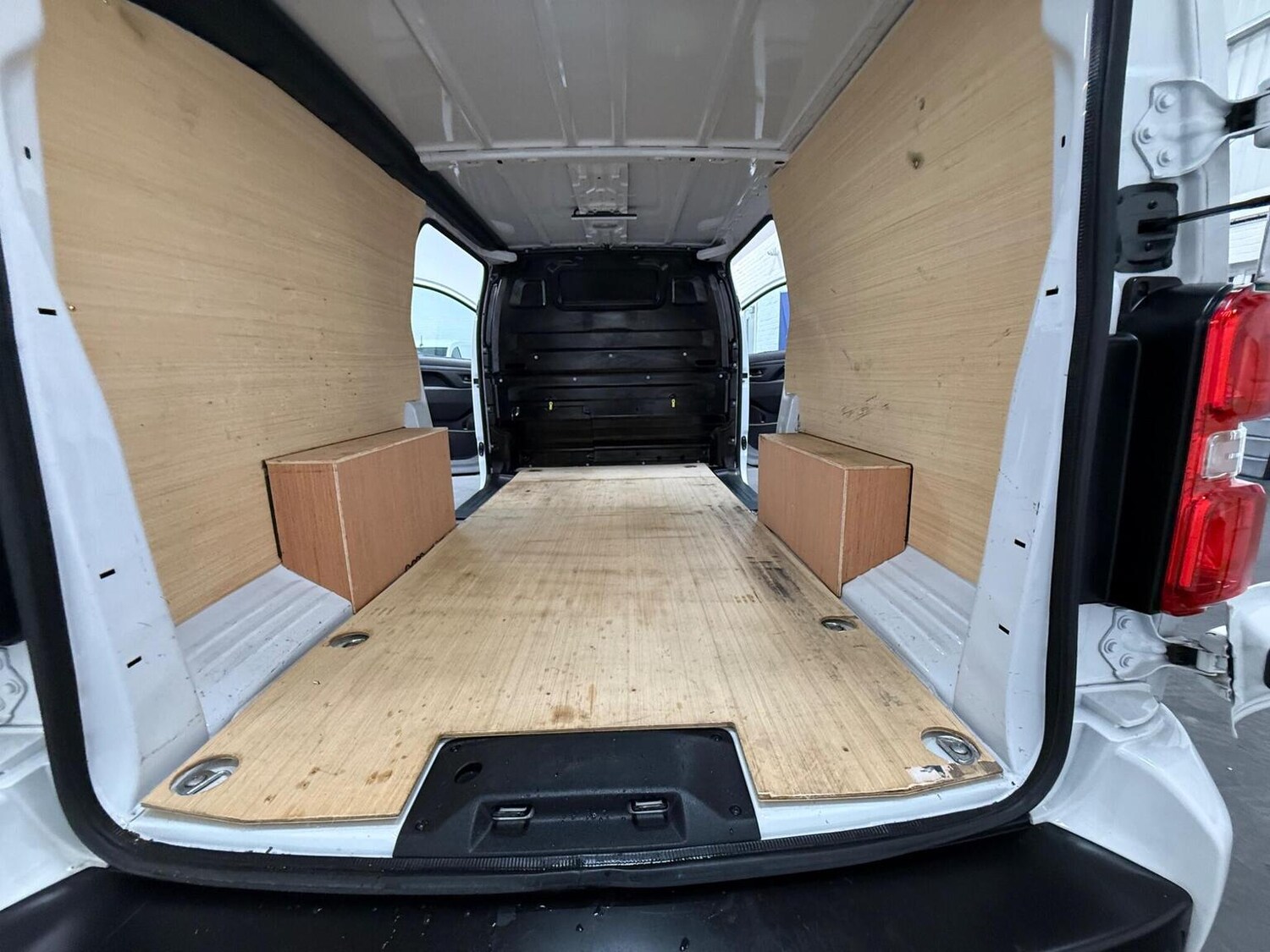 Used Peugeot Expert 2024 for sale - 78102323: Photo 74