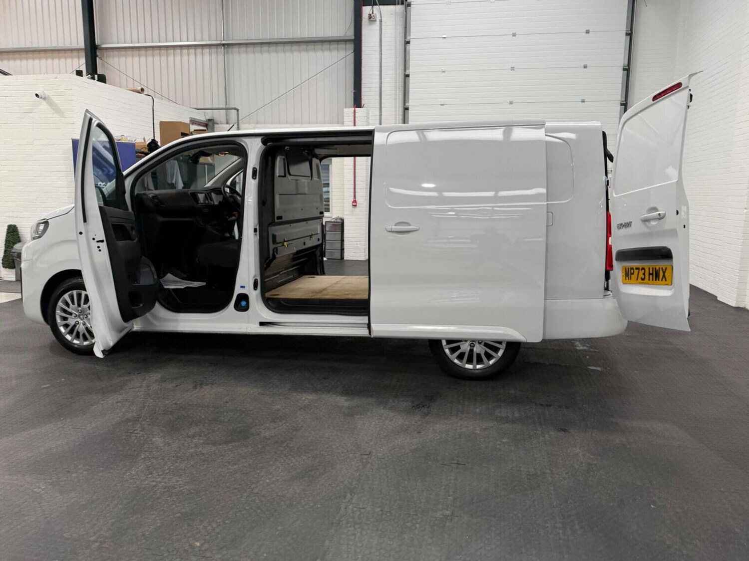 Used Peugeot Expert 2024 for sale - 78102323: Photo 80