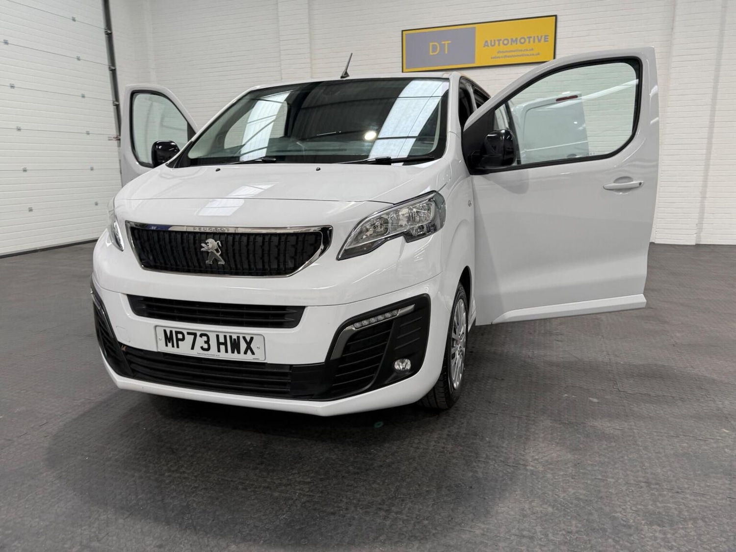 Used Peugeot Expert 2024 for sale - 78102323: Photo 97