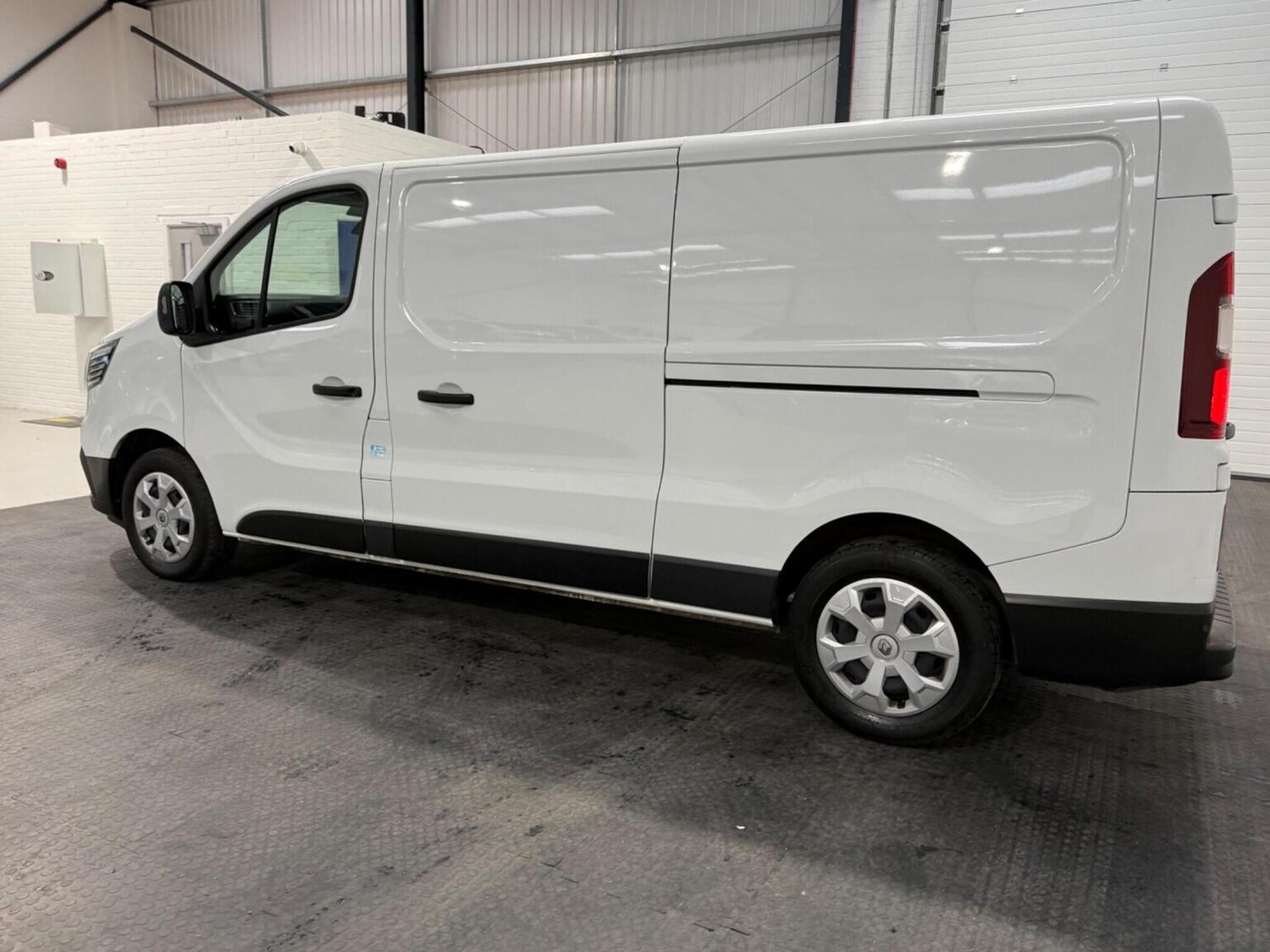 Used Renault Trafic 2024 for sale - 78102339: Photo 24