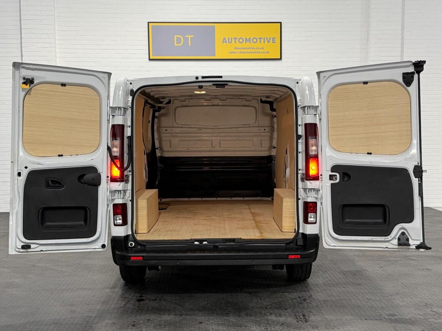 Used Renault Trafic 2024 for sale - 78102339: Photo 3