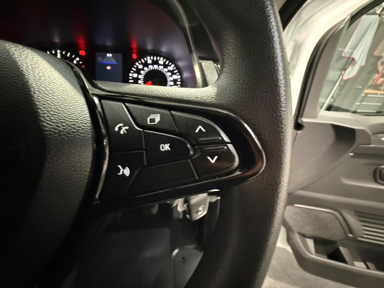 Used Renault Trafic 2024 for sale - 78102339: Photo 51