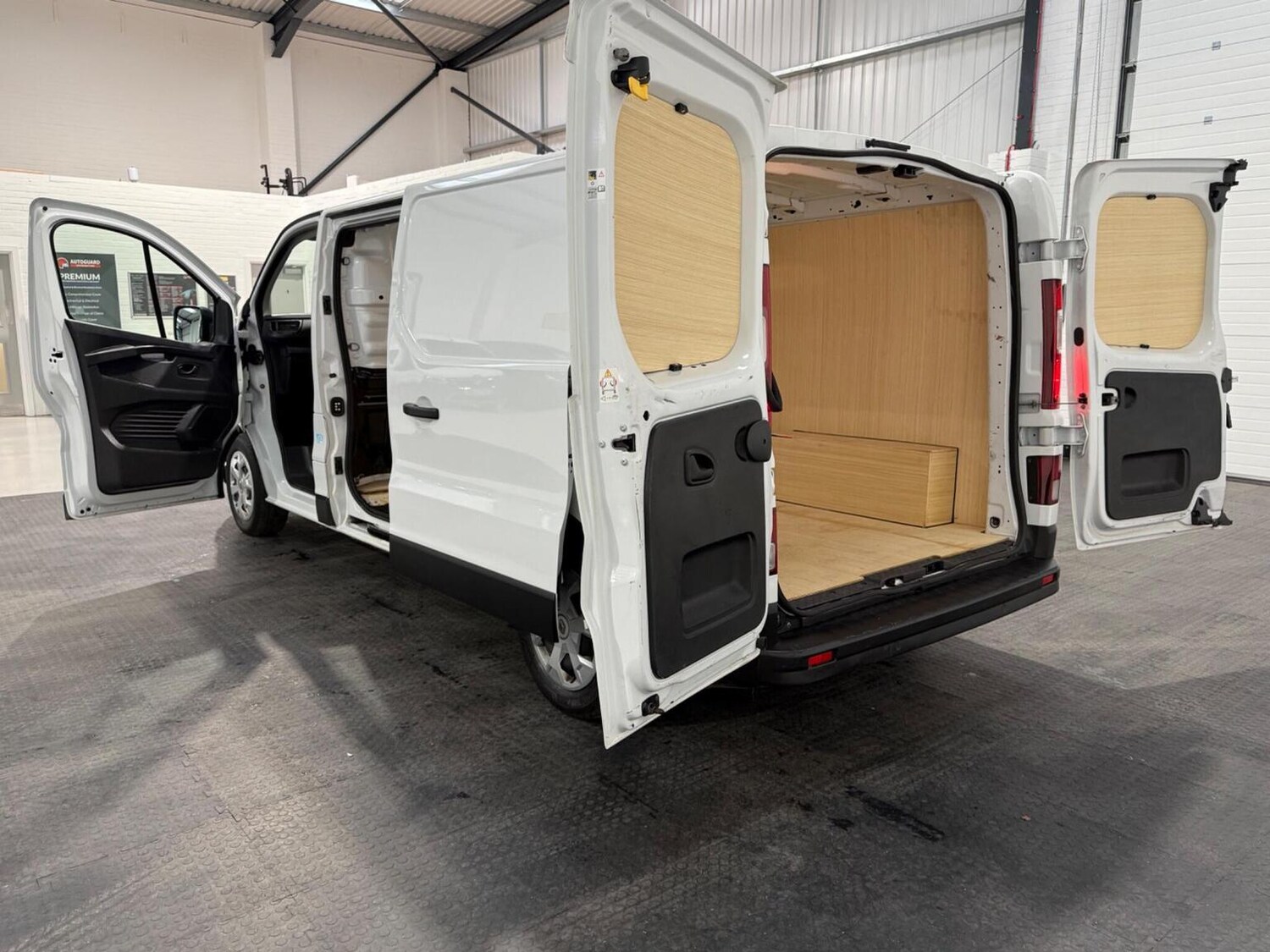 Used Renault Trafic 2024 for sale - 78102339: Photo 74