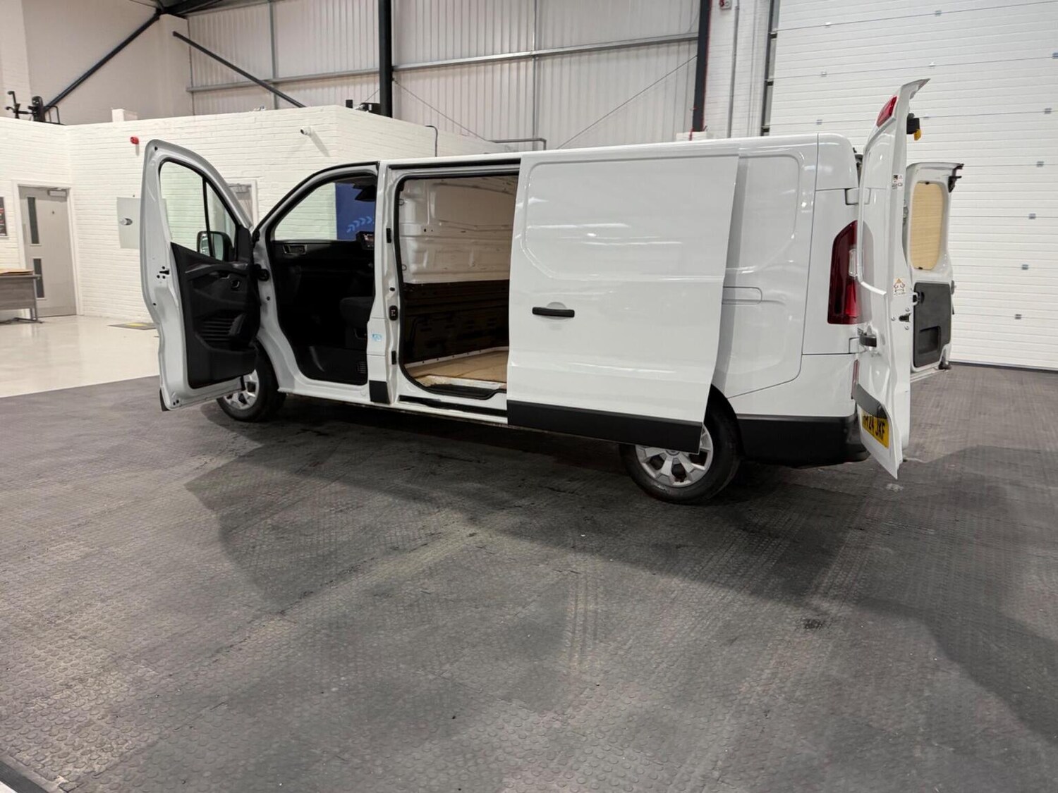 Used Renault Trafic 2024 for sale - 78102339: Photo 76