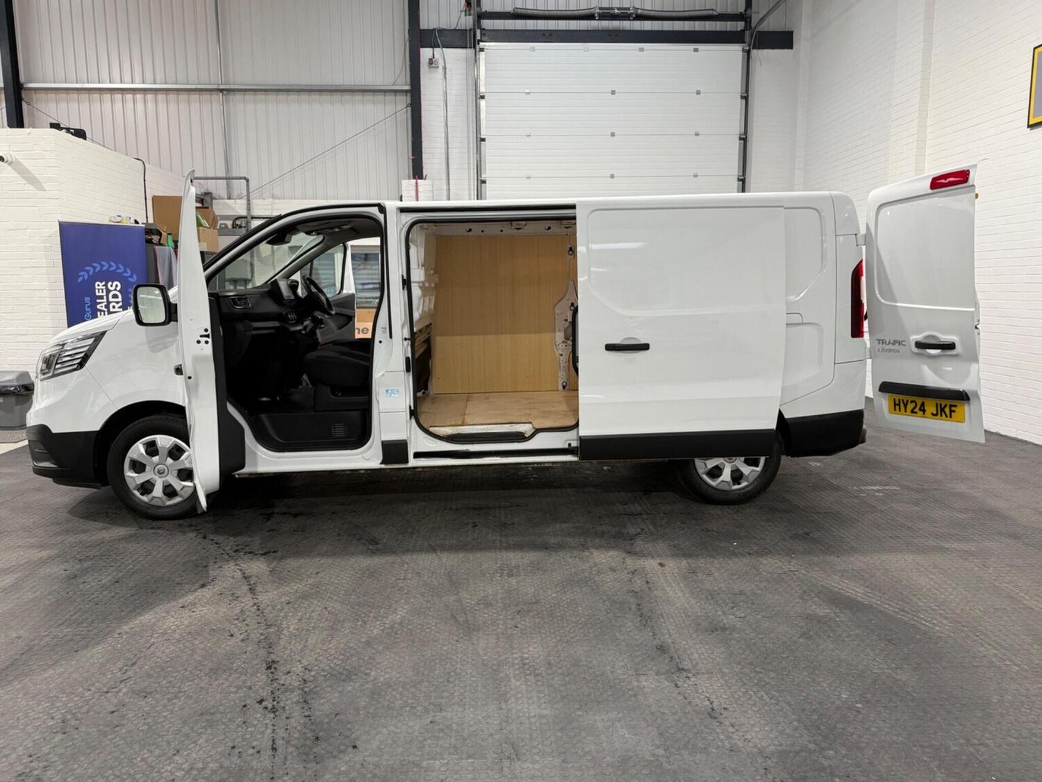 Used Renault Trafic 2024 for sale - 78102339: Photo 79
