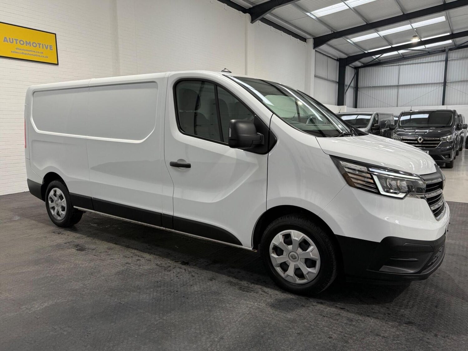 Used Renault Trafic 2024 for sale - 78102339: Photo 9