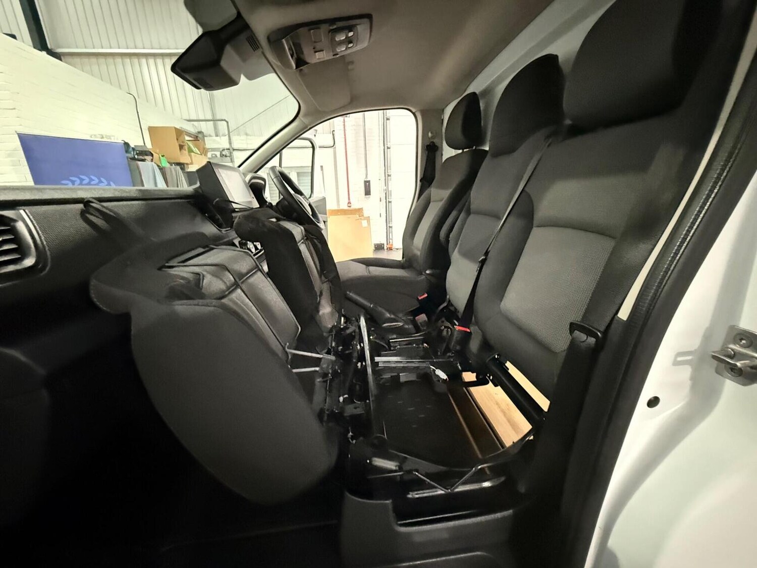 Used Renault Trafic 2024 for sale - 78102339: Photo 90