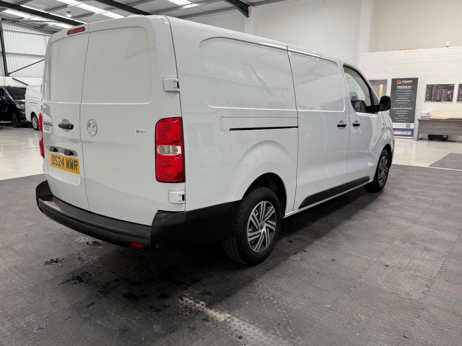 Used Vauxhall Vivaro 2024 for sale - 78102348: Photo 13