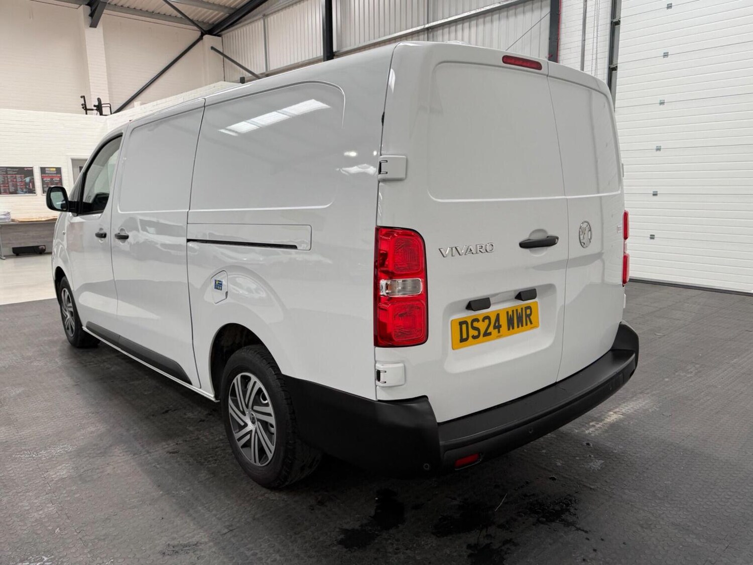 Used Vauxhall Vivaro 2024 for sale - 78102348: Photo 16
