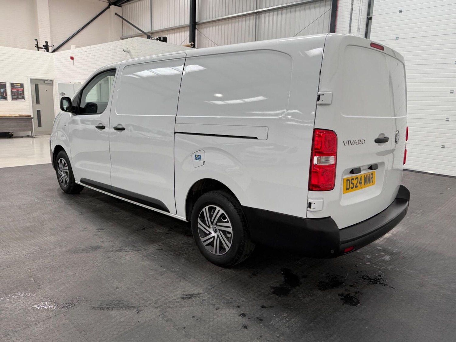 Used Vauxhall Vivaro 2024 for sale - 78102348: Photo 23