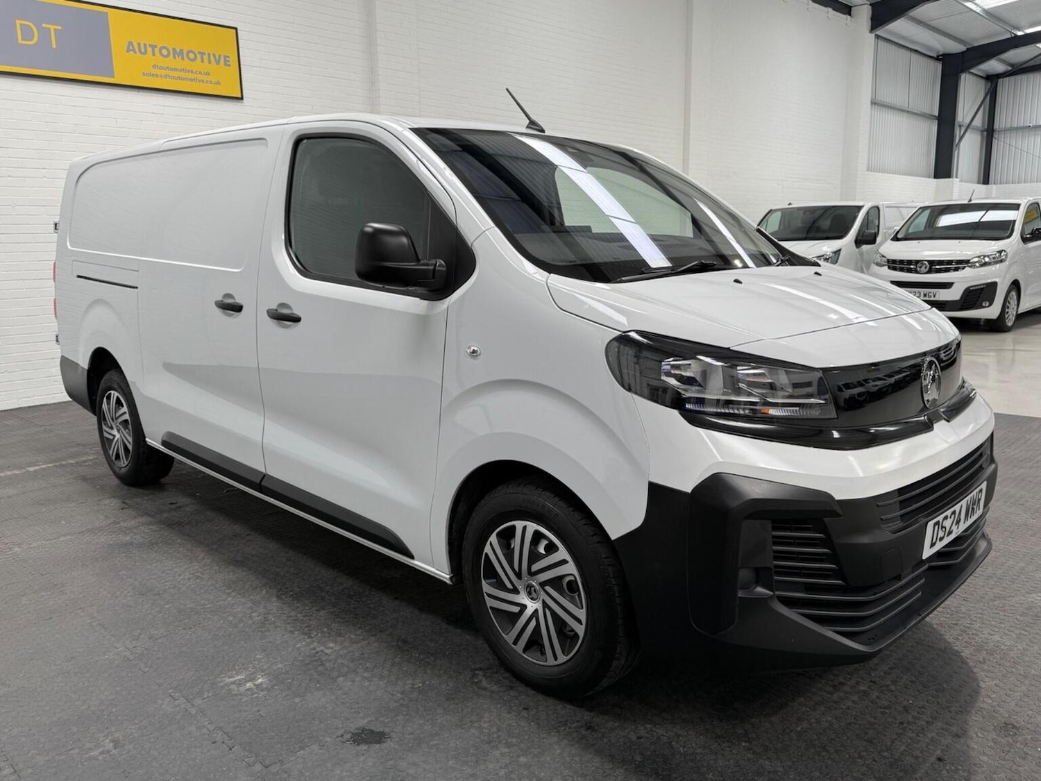 Used Vauxhall Vivaro 2024 for sale - 78102348: Photo 6