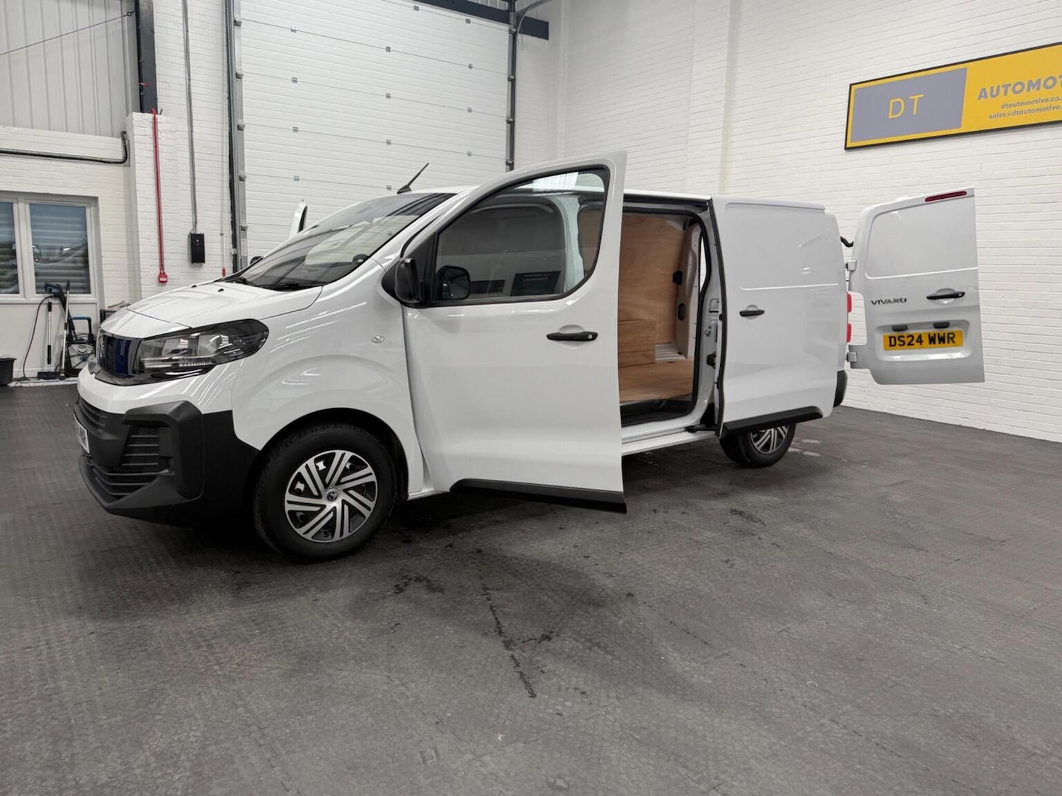 Used Vauxhall Vivaro 2024 for sale - 78102348: Photo 91