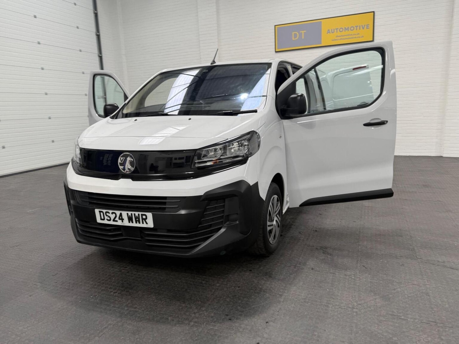 Used Vauxhall Vivaro 2024 for sale - 78102348: Photo 95