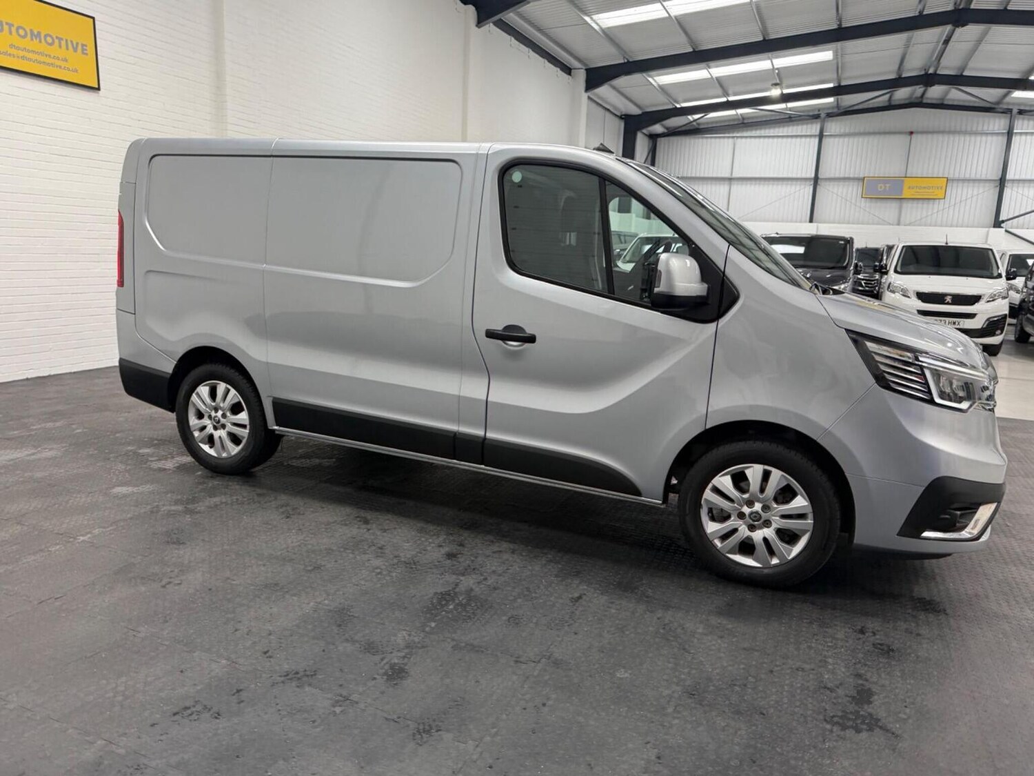Used Renault Trafic 2022 for sale - 78102328: Photo 6