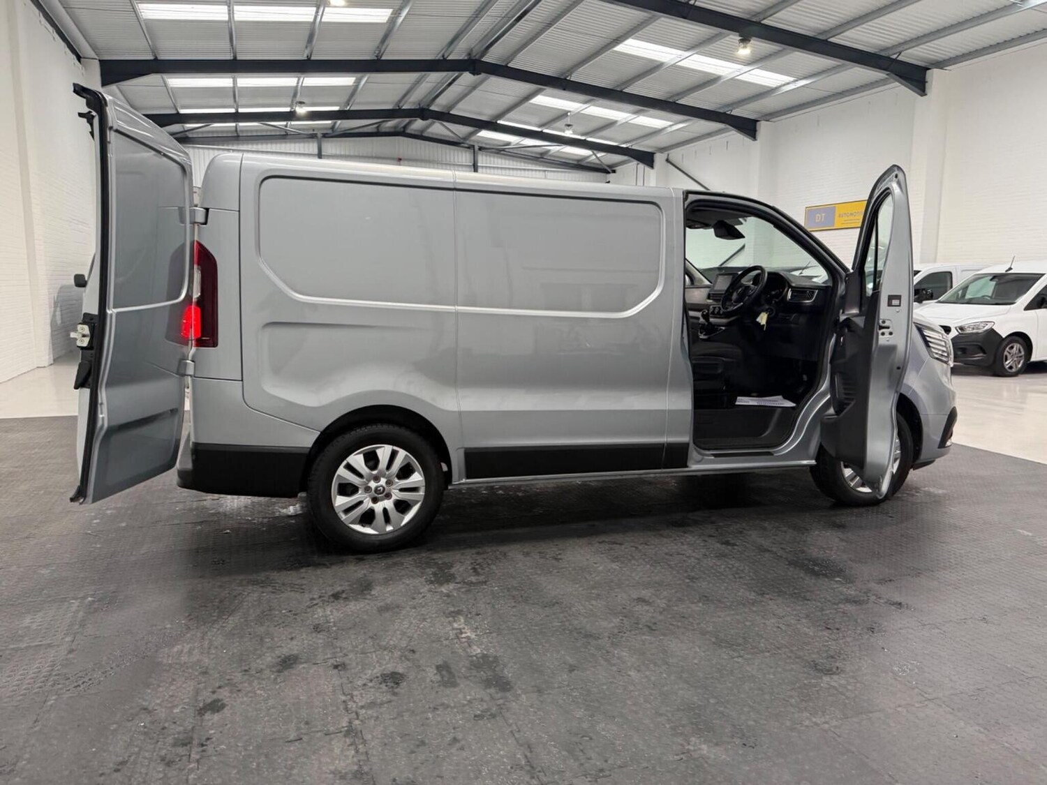 Used Renault Trafic 2022 for sale - 78102328: Photo 66