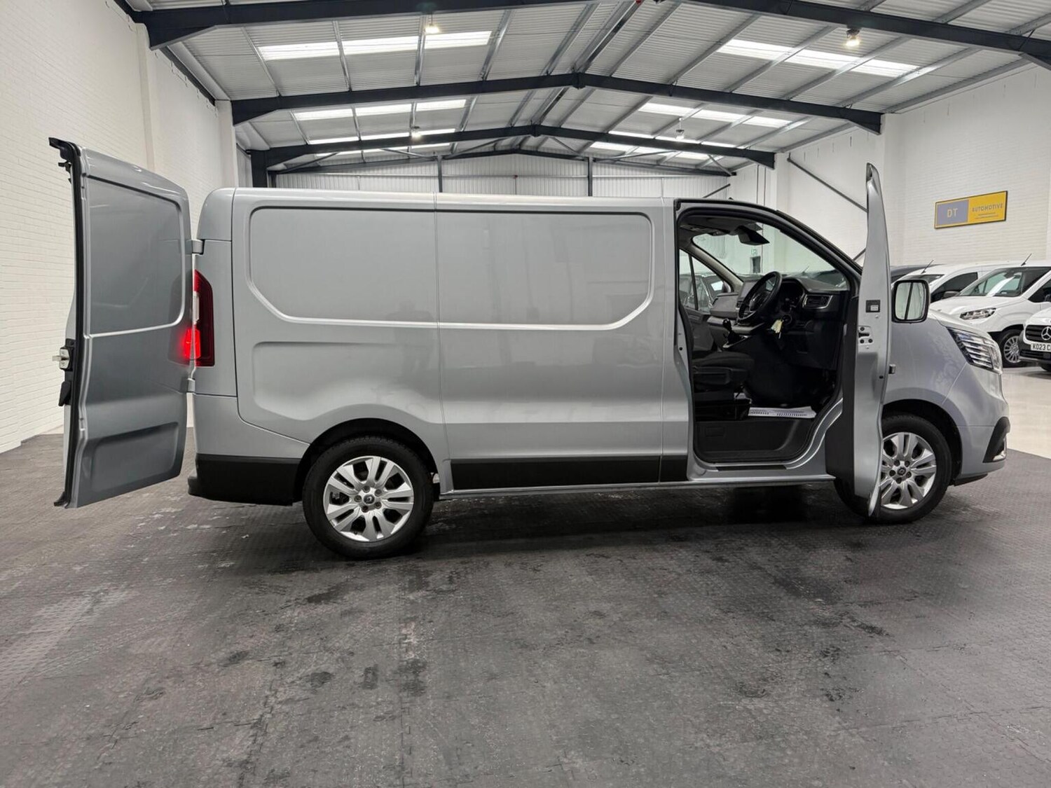 Used Renault Trafic 2022 for sale - 78102328: Photo 68