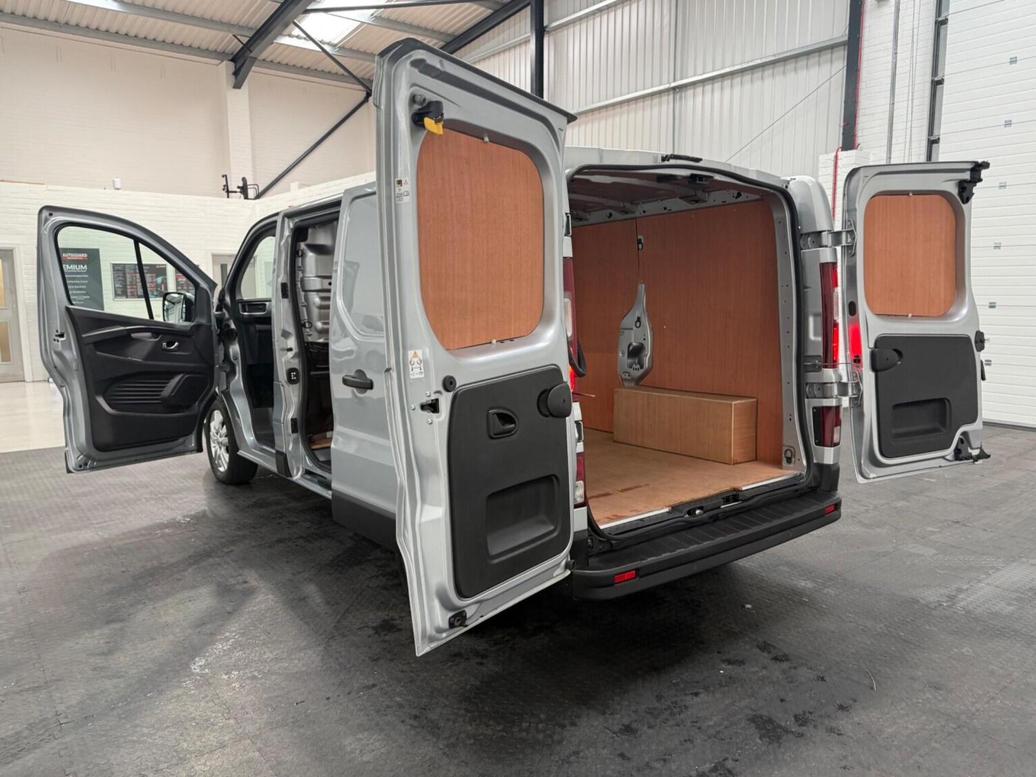 Used Renault Trafic 2022 for sale - 78102328: Photo 79