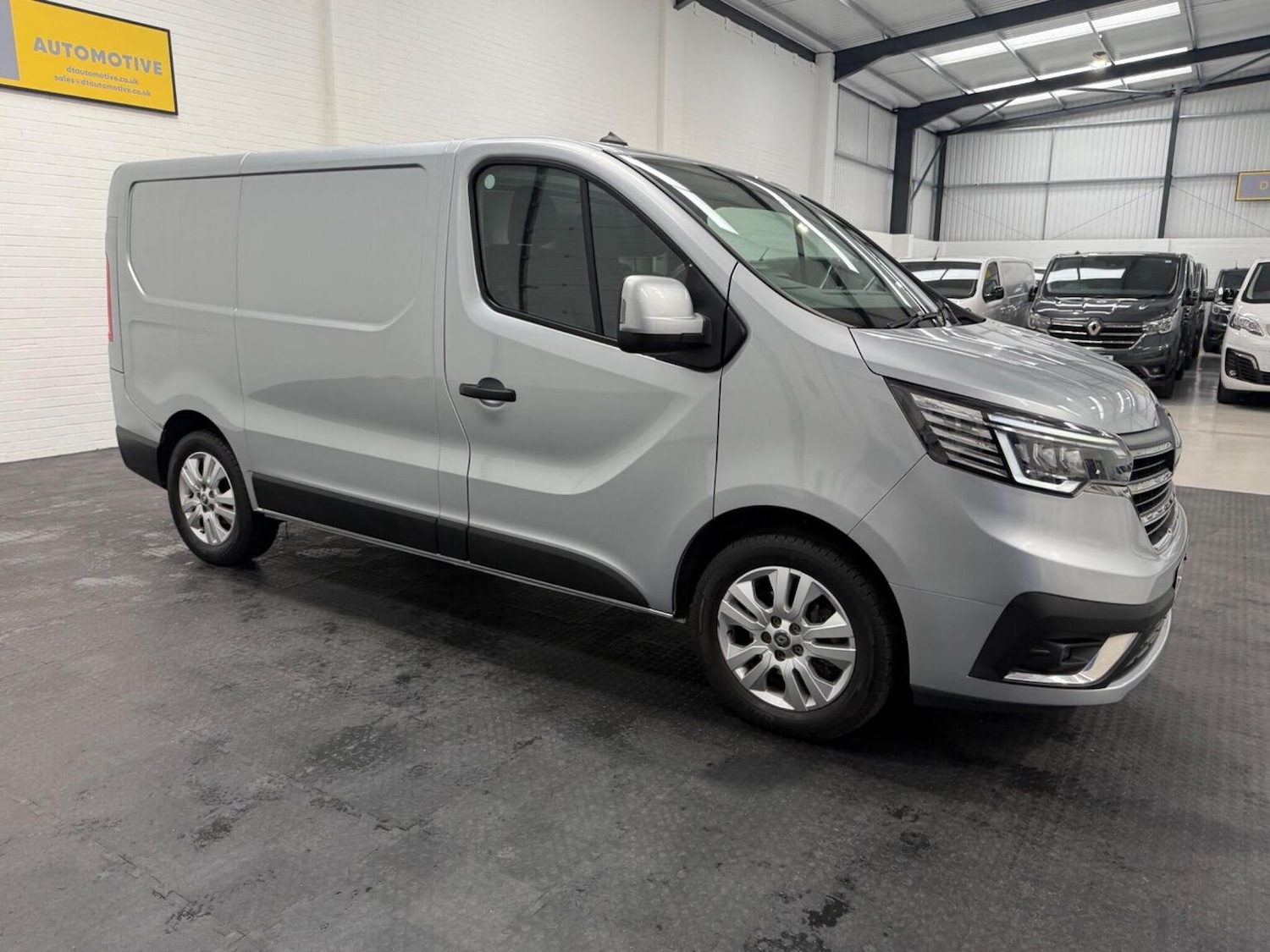 Used Renault Trafic 2022 for sale - 78102328: Photo 8