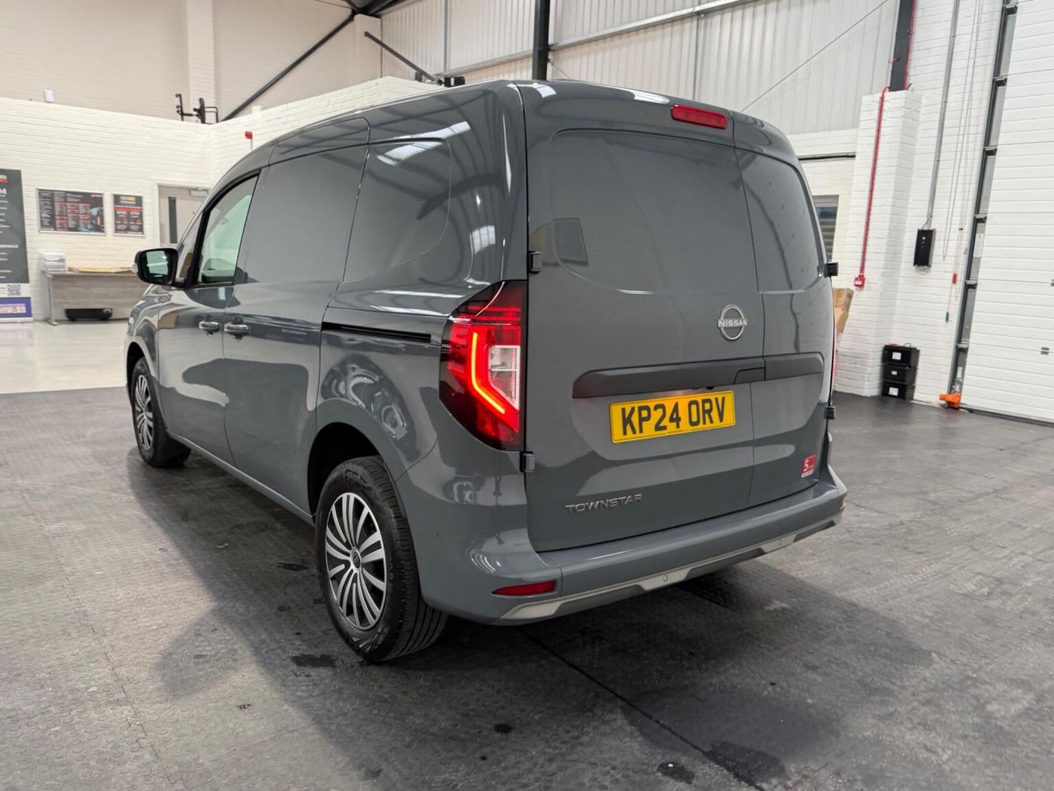 Used Nissan Other 2024 for sale - 78102335: Photo 15