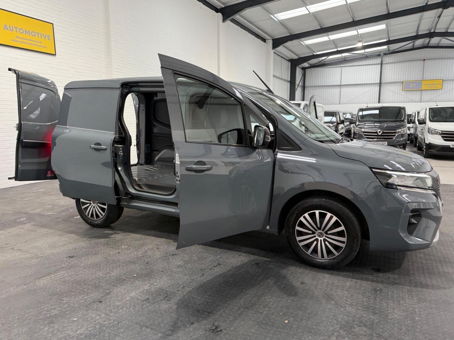 Used Nissan Other 2024 for sale - 78102335: Photo 25