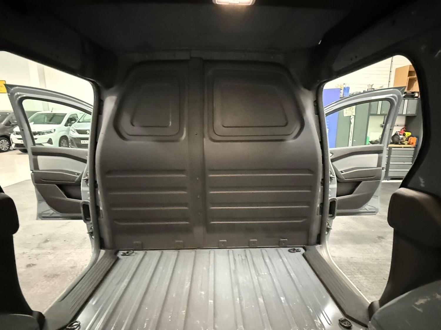 Used Nissan Other 2024 for sale - 78102335: Photo 49